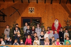Gruppenbild-mit-Nikolaus_800-IMG_0081